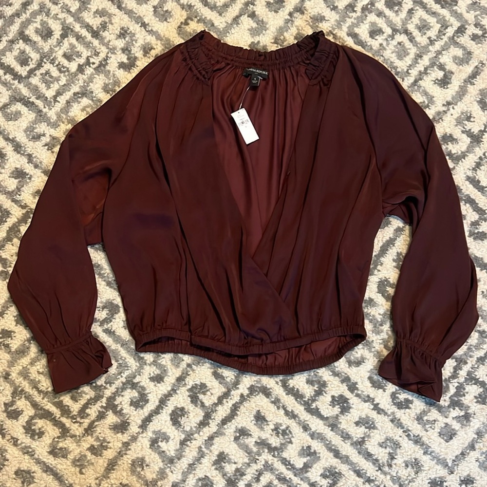 Banana republic size, small blouse